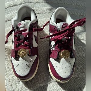 Air Jordan’s. Red size 6 sneaker Nike!